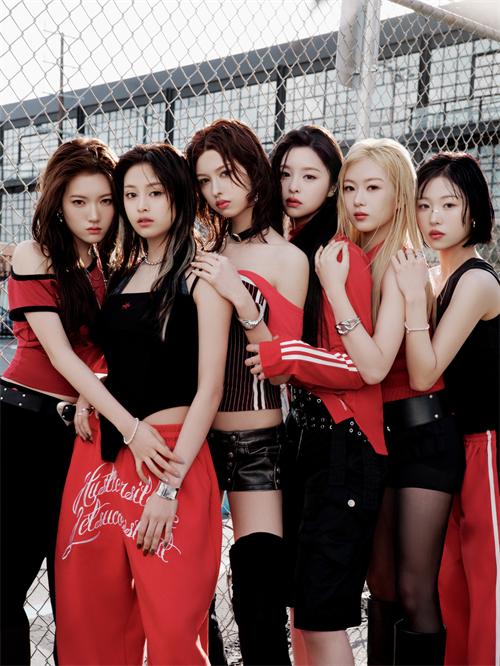 Butterfly Doors Red ver._组合照.jpg